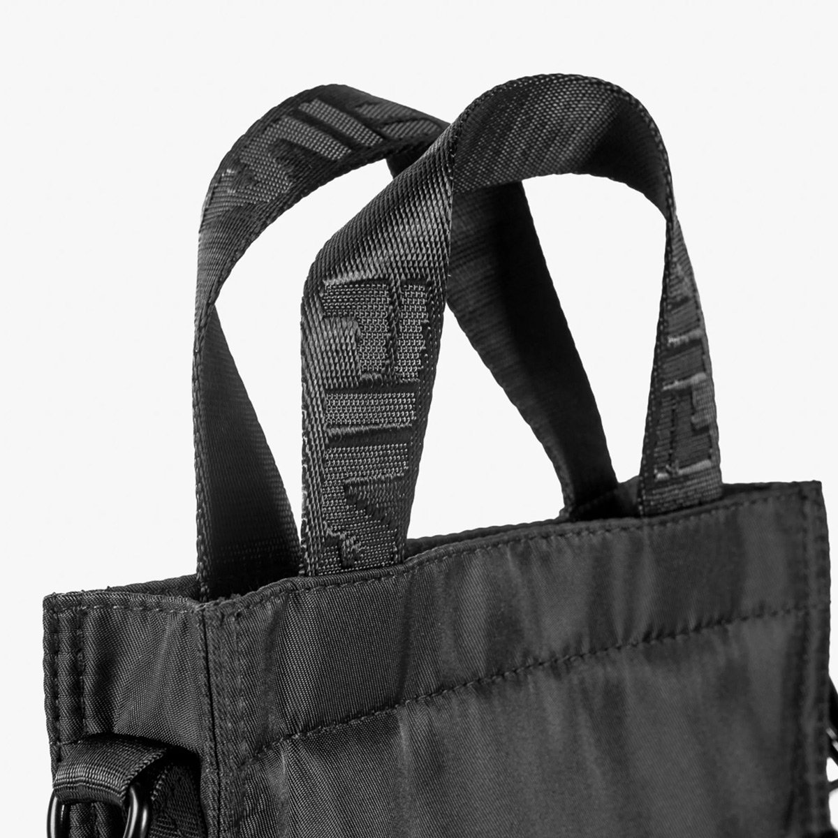 Bolsa Fila Essential Sport Life Preto Preto 3