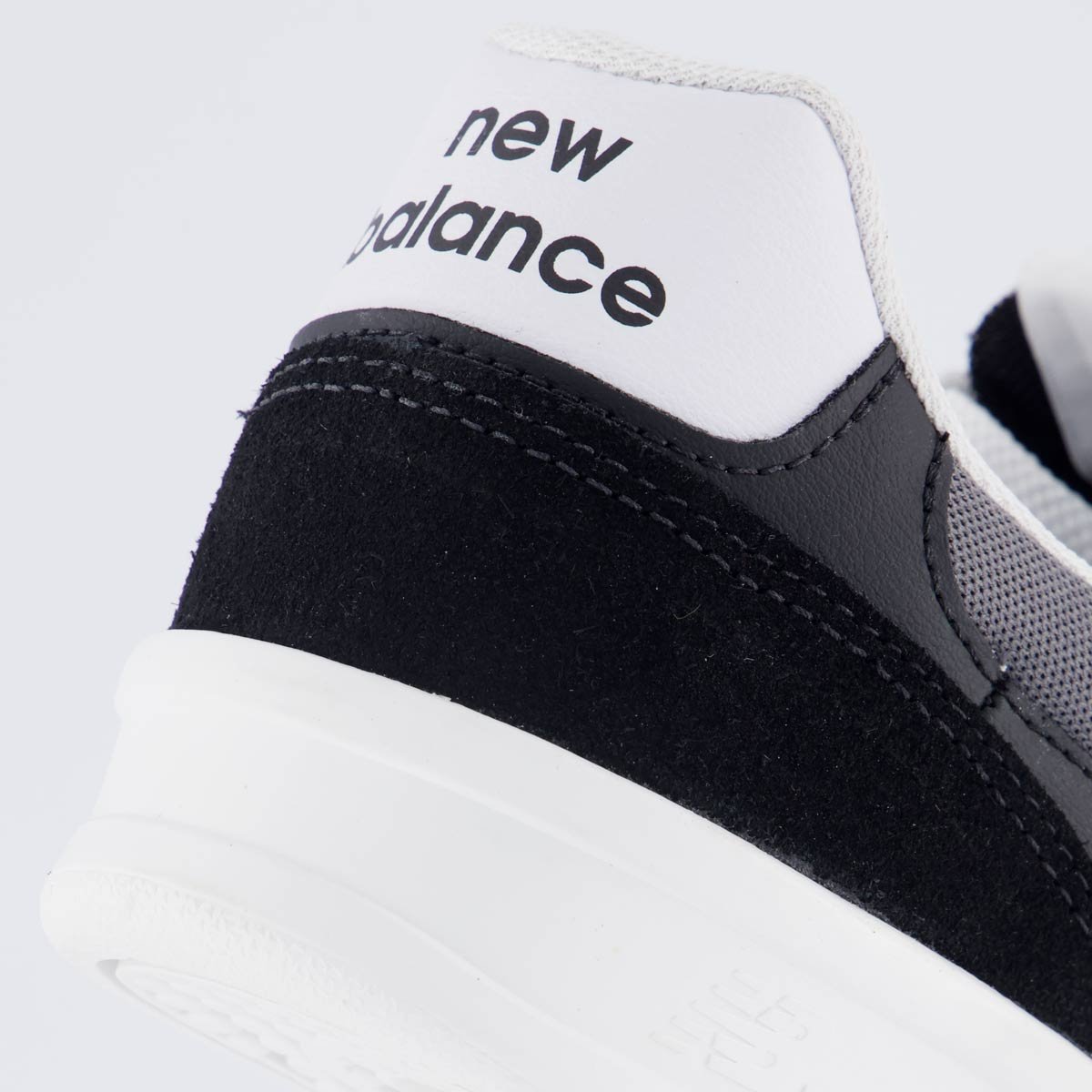 Tênis New Balance CT300 V3 Preto e Branco Cinza 6