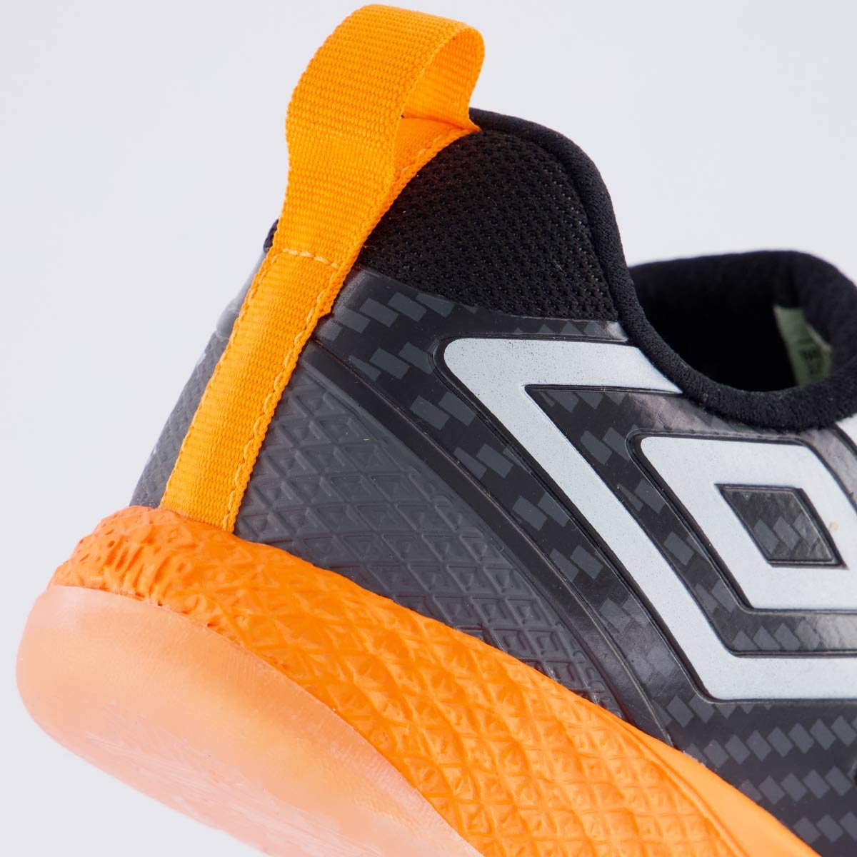 Chuteira Umbro Futsal Pro 5 Bump Preta e Laranja Preto 6