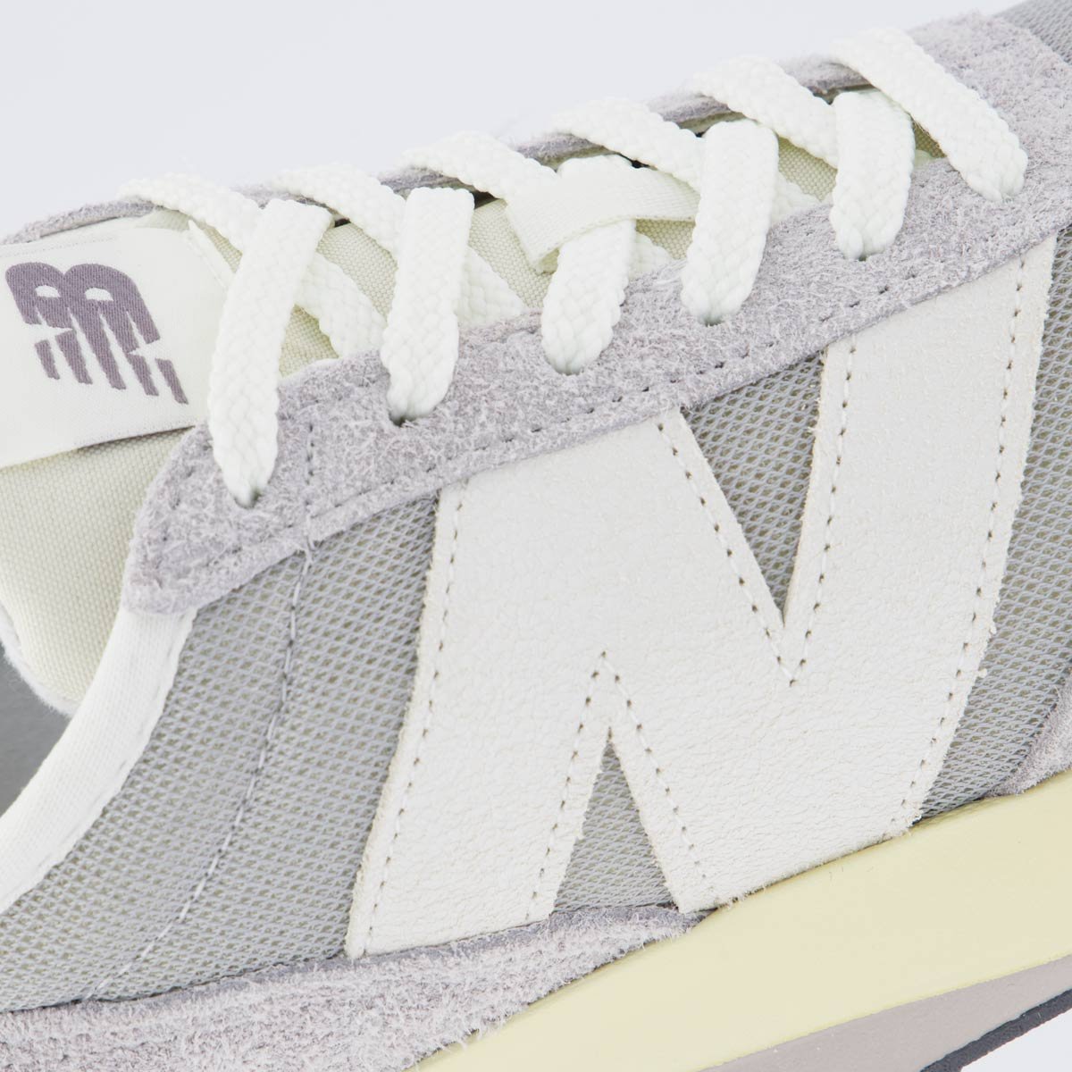 Tênis New Balance 370 V1 Cinza Cinza 7