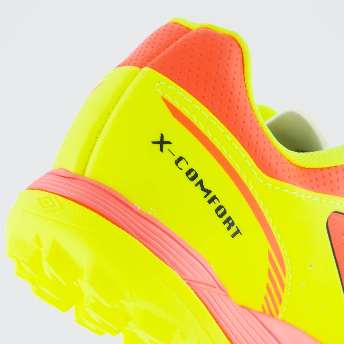 Chuteira Umbro X-Comfort Society Amarela Neon e Coral Amarelo 6