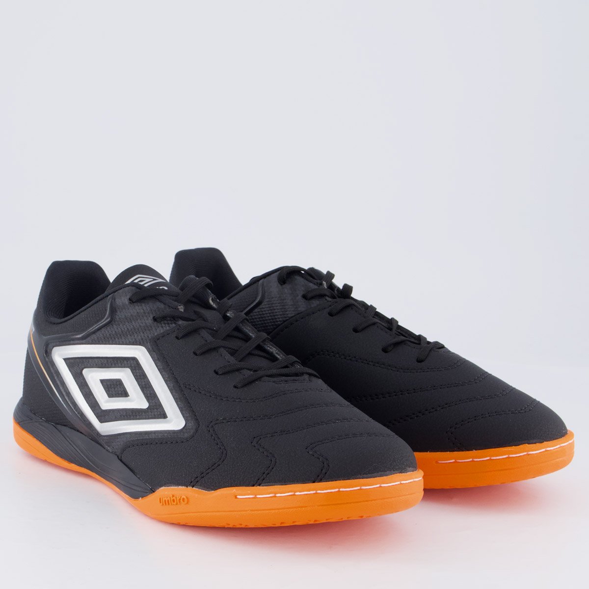 Chuteira Umbro Adamant Master Class Club Futsal Preta e Laranja Preto 2