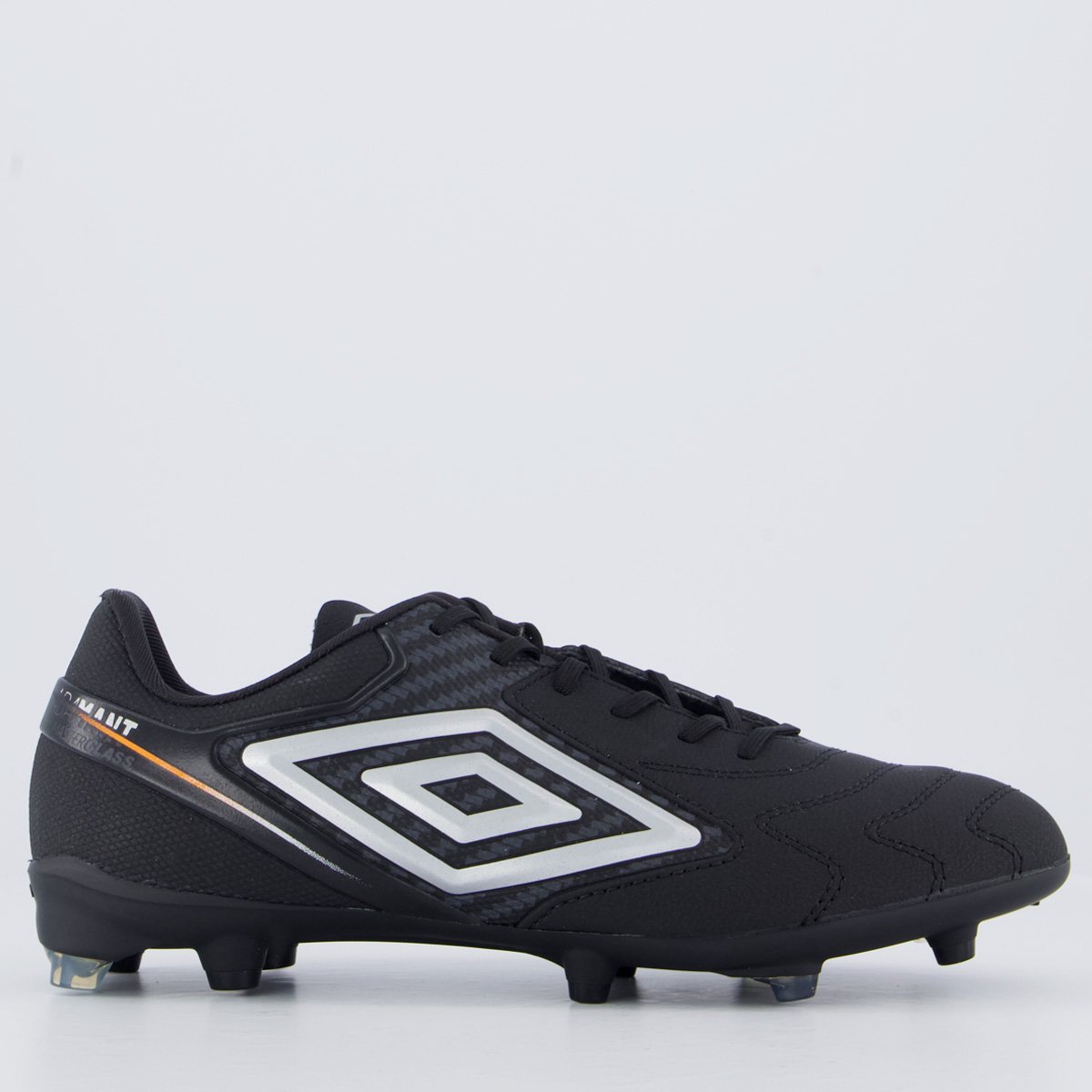 Chuteira Umbro Adamant Master Class Club Campo Preta e Prata