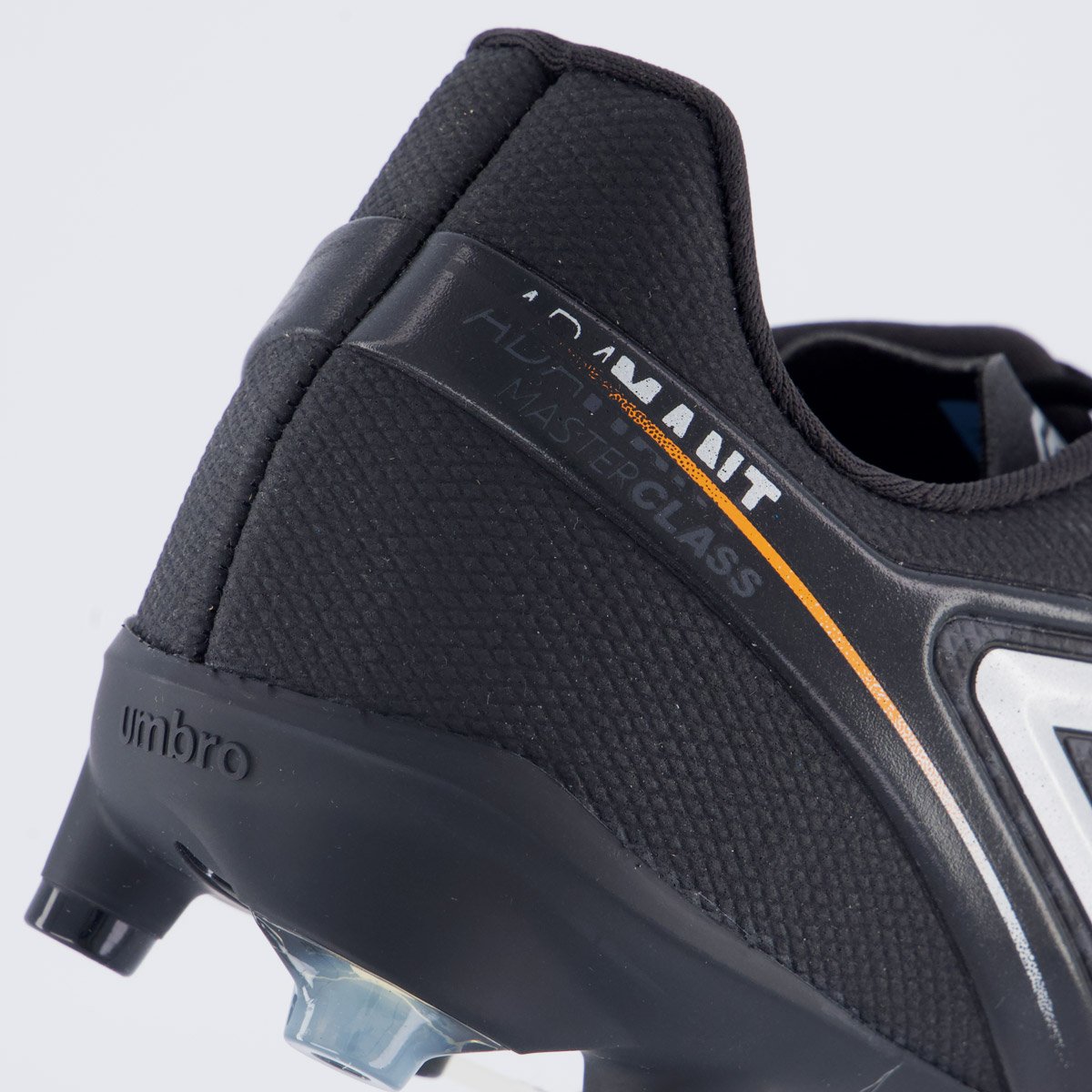 Chuteira Umbro Adamant Master Class Club Campo Preta e Prata Preto 6