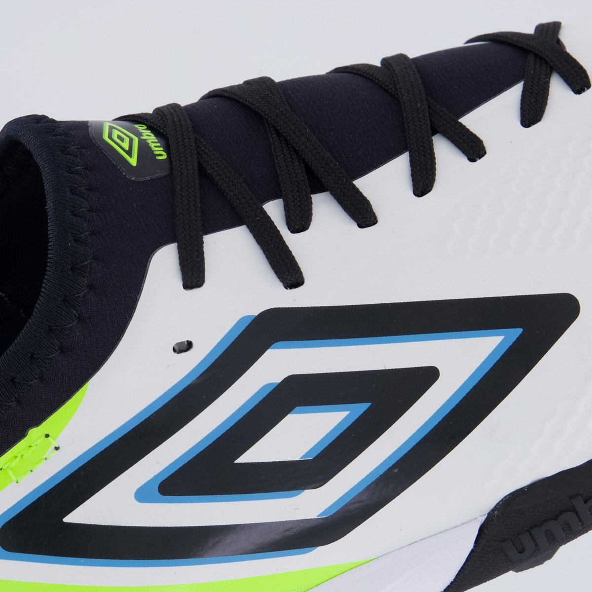 Chuteira Umbro Adamant Top Speed Club Society Branca Branco 7