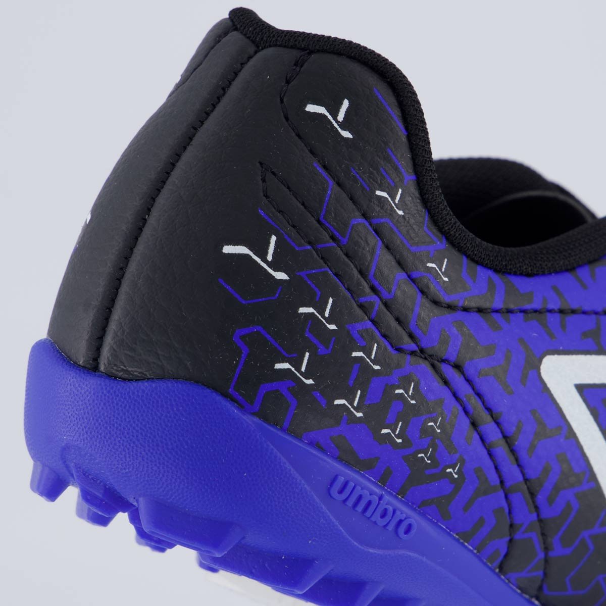 Chuteira Umbro Class Neo Juvenil Society Preta e Azul Preto/Azul 6