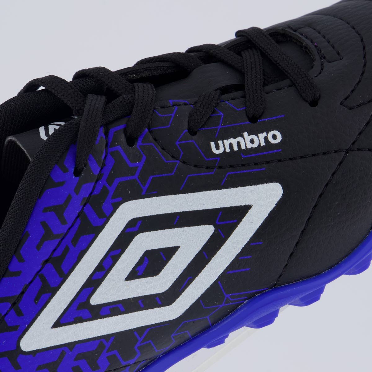 Chuteira Umbro Class Neo Juvenil Society Preta e Azul Preto/Azul 7
