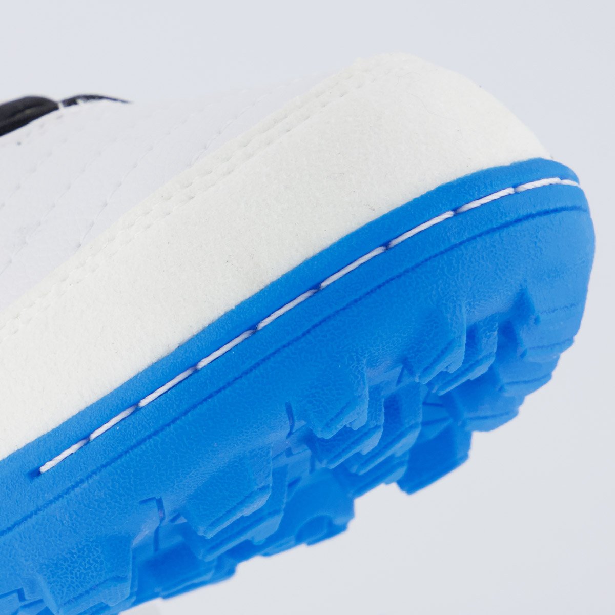 Chuteira Umbro Neo-Confort Society Branca Branco/Azul 8