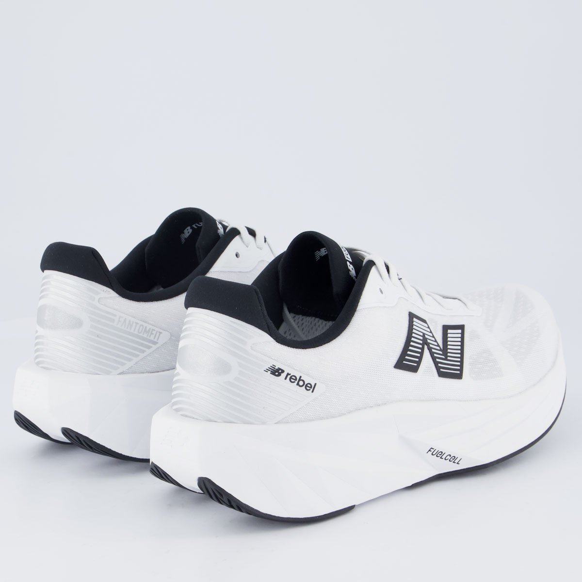 Tênis New Balance Fuelcell Rebel V5 Branco e Preto Branco 3