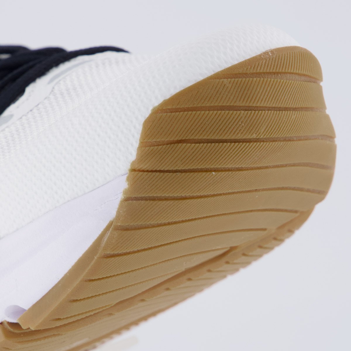 Tênis Olympikus Treino Branco e Preto Branco/Preto 8