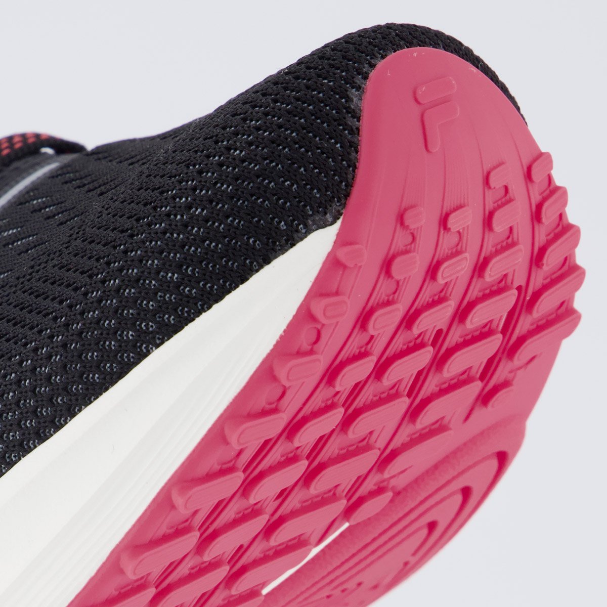 Tênis Fila Fastness Feminino Preto e Rosa Preto 8