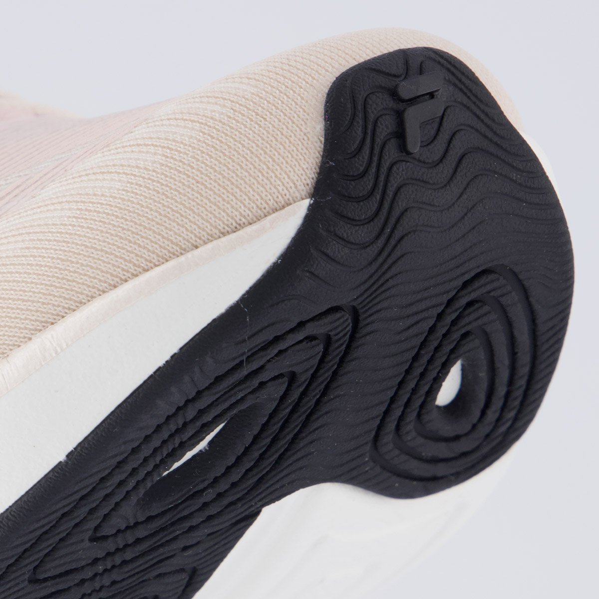 Tênis Fila Striker Feminino Rosa Bege/Lilás 8