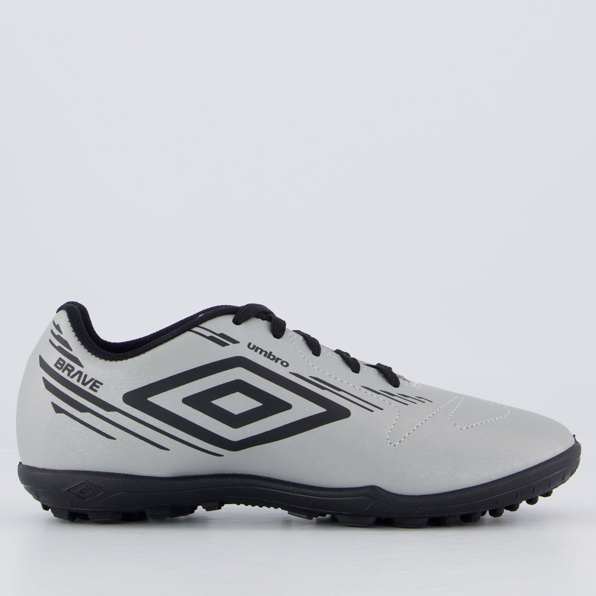 Chuteira Umbro Brave Society Juvenil Cinza