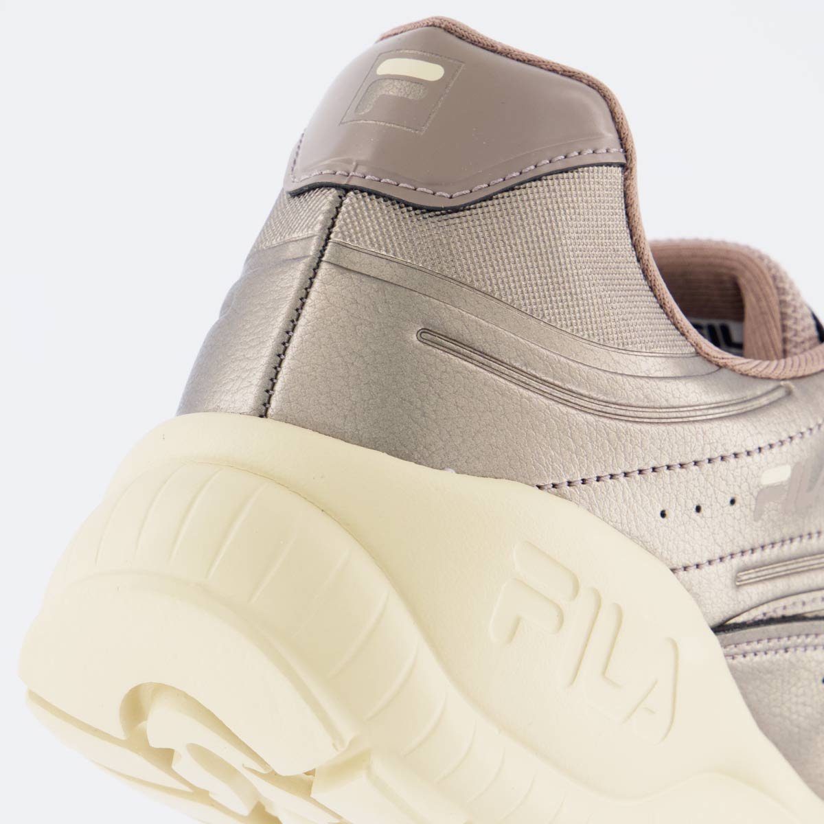 Tênis Fila Evolux Feminino Bege Dourado 6