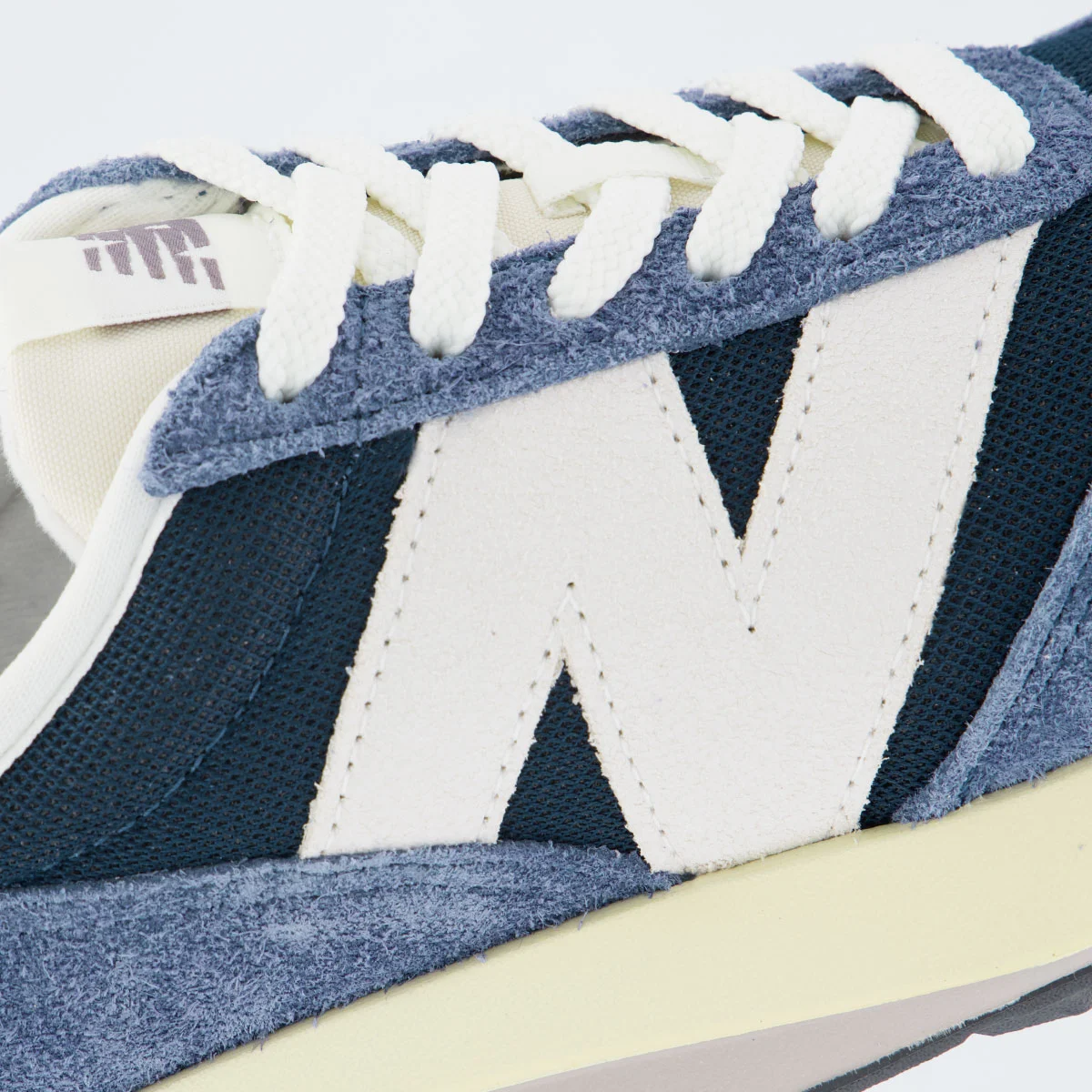Tênis New Balance 370 V1 Marinho Azul 7