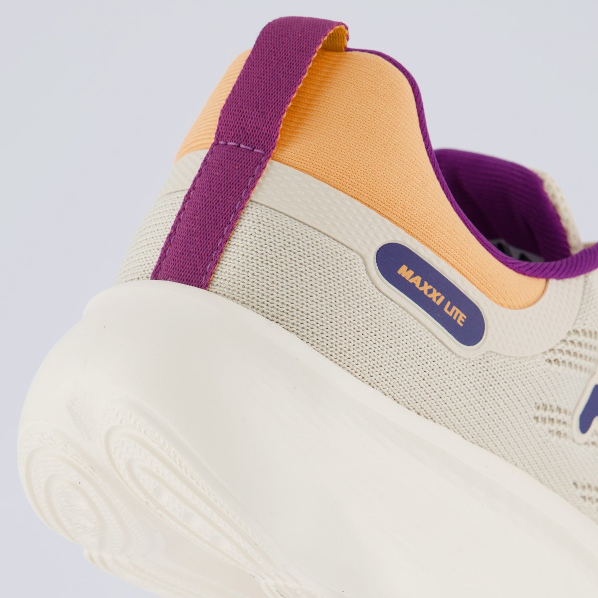 Tênis Fila Maxxi Lite Feminino Bege Bege 6