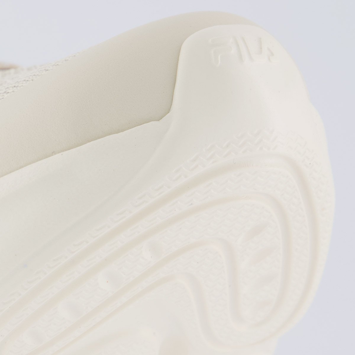 Tênis Fila Maxxi Lite Feminino Bege Bege 8