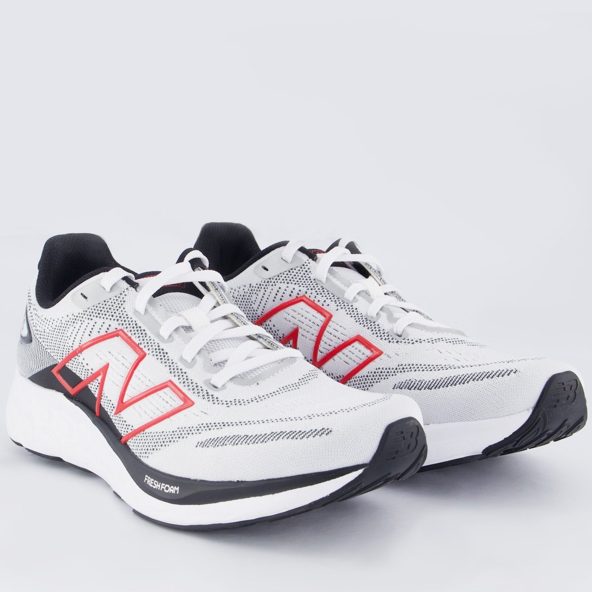 Tênis New Balance Fresh Foam 680 V8 Branco Branco 2