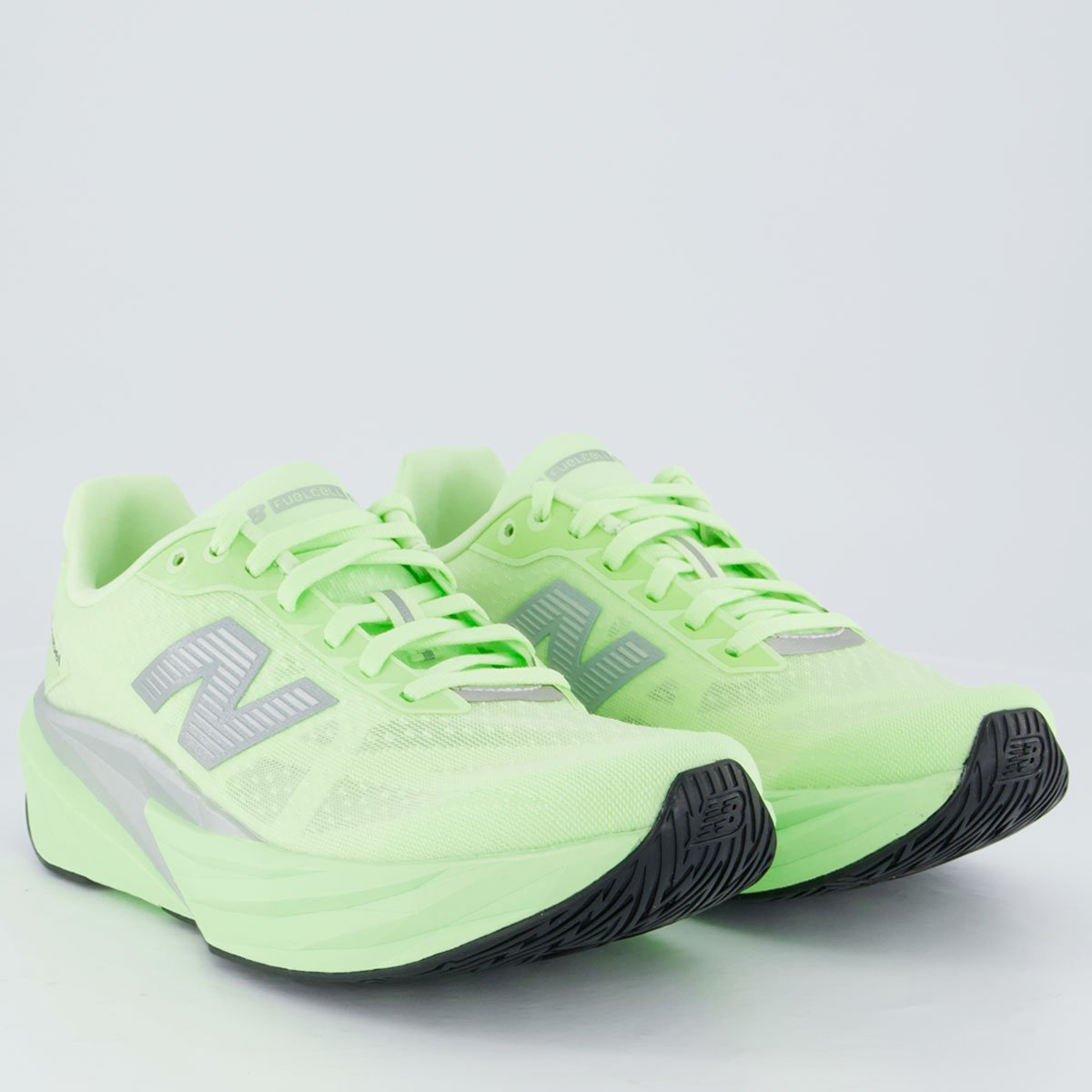 Tênis New Balance Fuelcell Rebel V5 Feminino Verde Verde 2