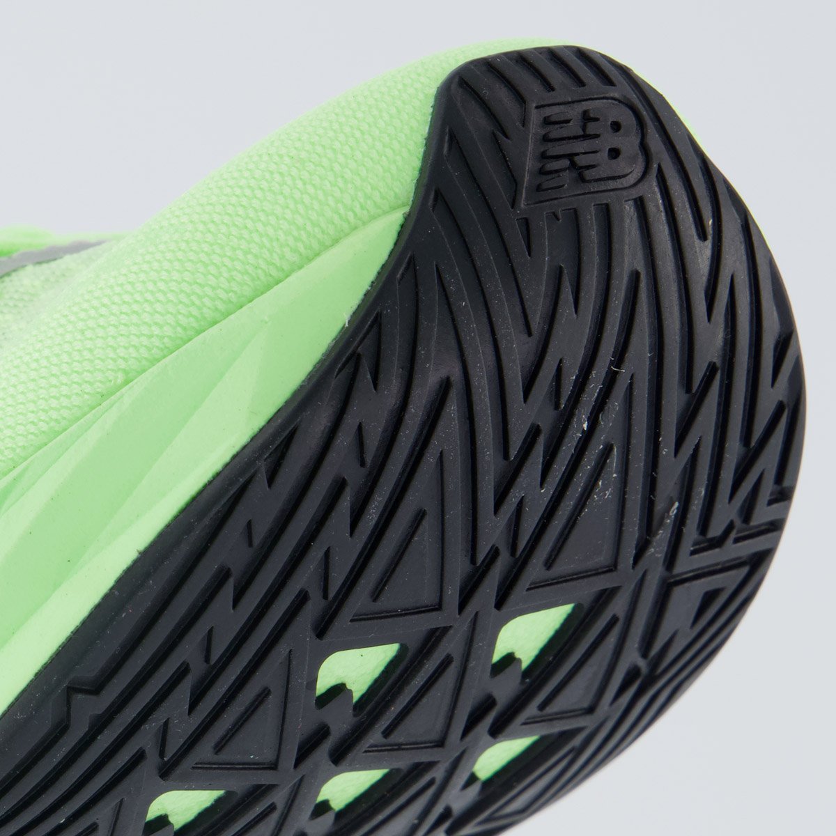 Tênis New Balance Fuelcell Rebel V5 Verde e Prata Verde 8