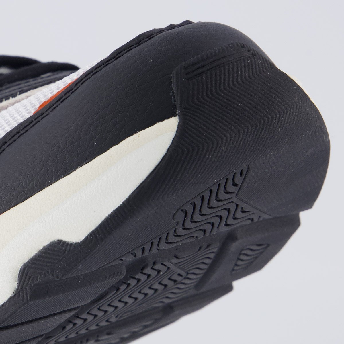 Tênis Puma Trinity Branco e Laranja Multicores 8