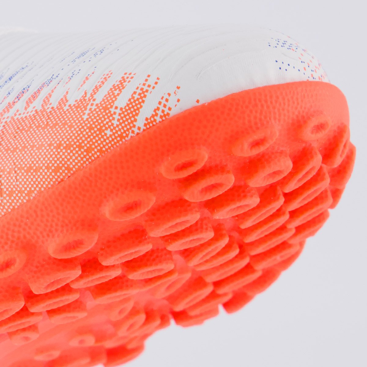 Chuteira Puma Future 8 Play TT Society Branca Branco 8