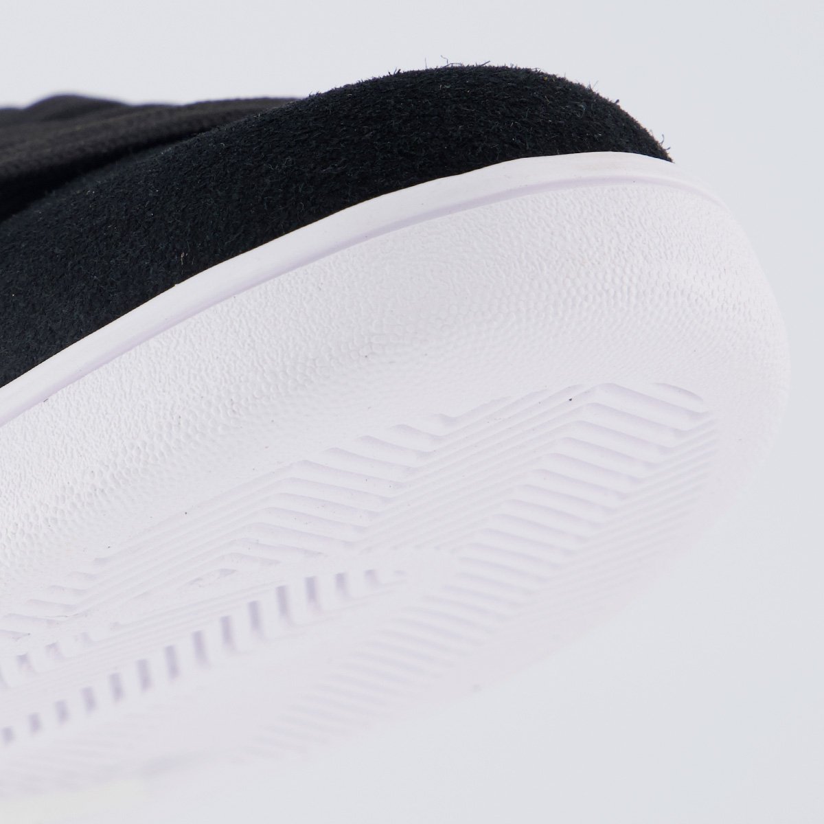 Tênis Puma Smash V3 BDP Feminino Preto e Branco Preto 8