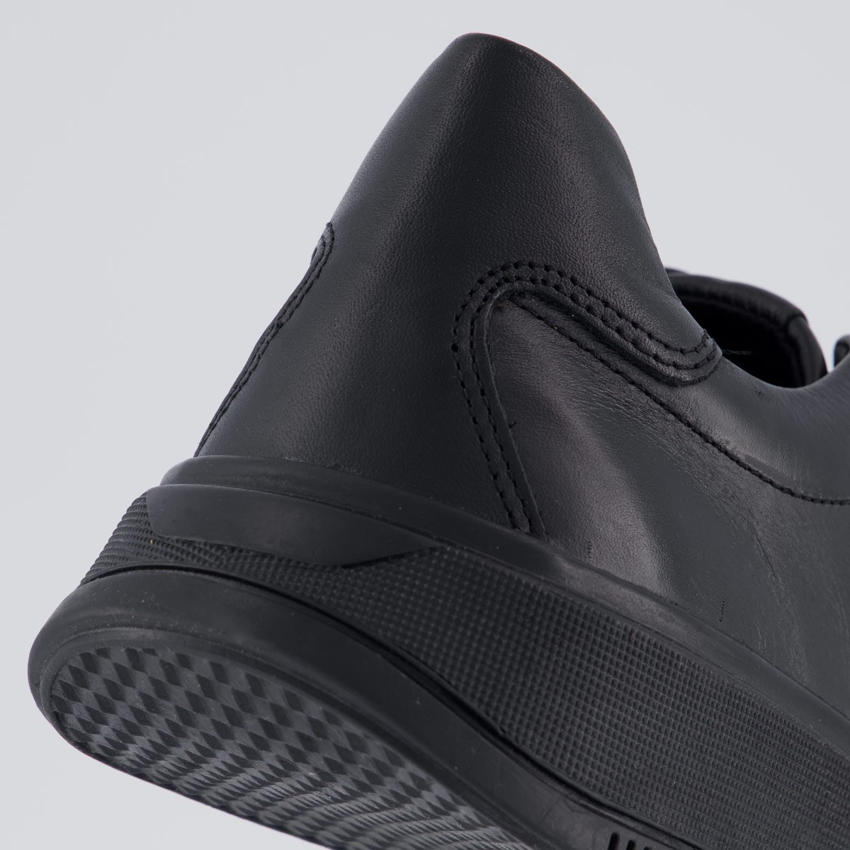 Tênis Ferracini Logan Preto Preto 6