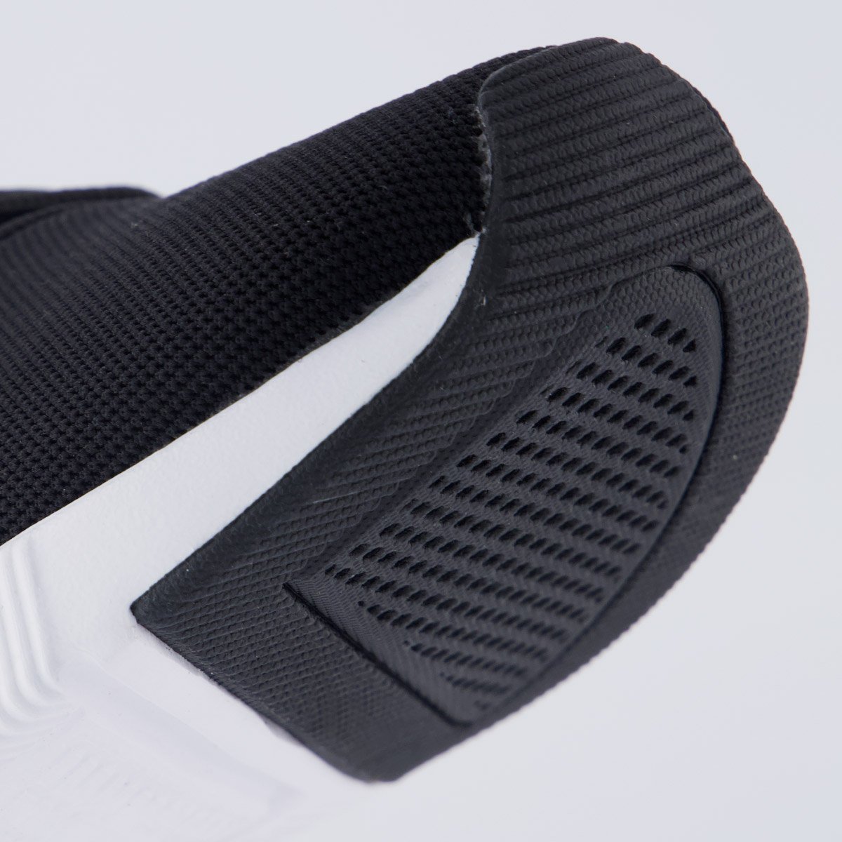 Tenis Puma Flyer Runner Mesh BDP Preto e Branco Preto 8