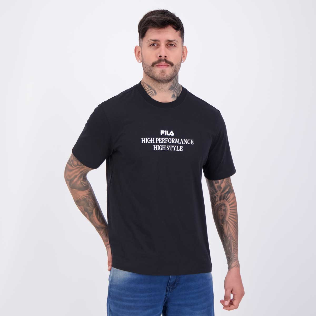 Camiseta Fila Comfort High Style Letter Preta e Branca Preto/Branco 2