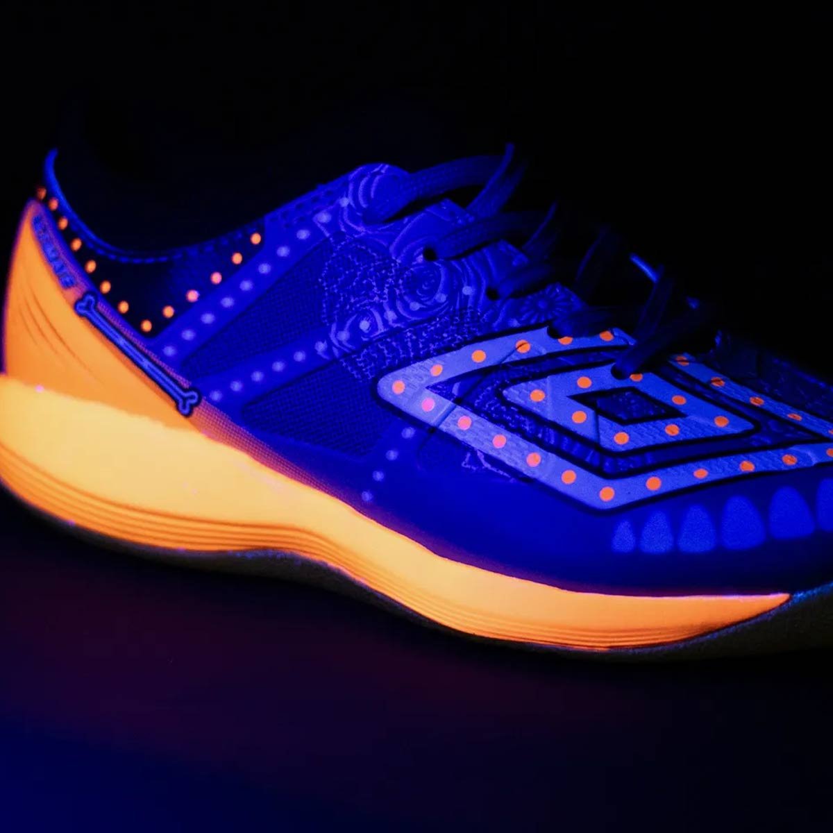 Chuteira Umbro Ultimate JR Día de Los Muertos Futsal Juvenil Roxa Roxo 7