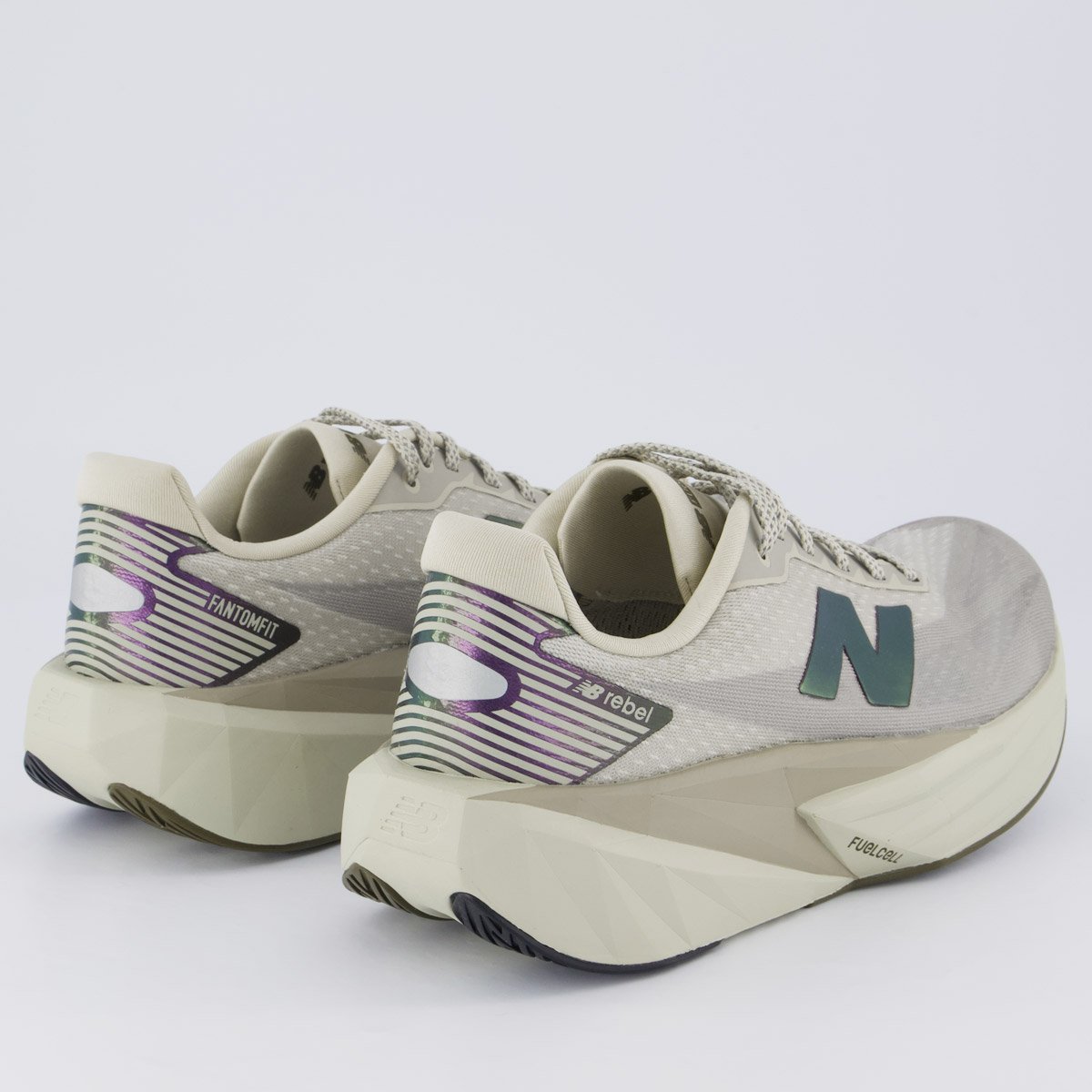 Tênis New Balance Fuelcell Rebel V5 Feminino Cinza e Roxo Bege 3