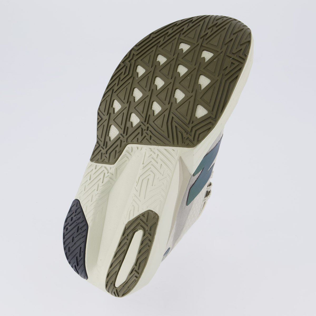 Tênis New Balance Fuelcell Rebel V5 Feminino Cinza e Roxo Bege 5