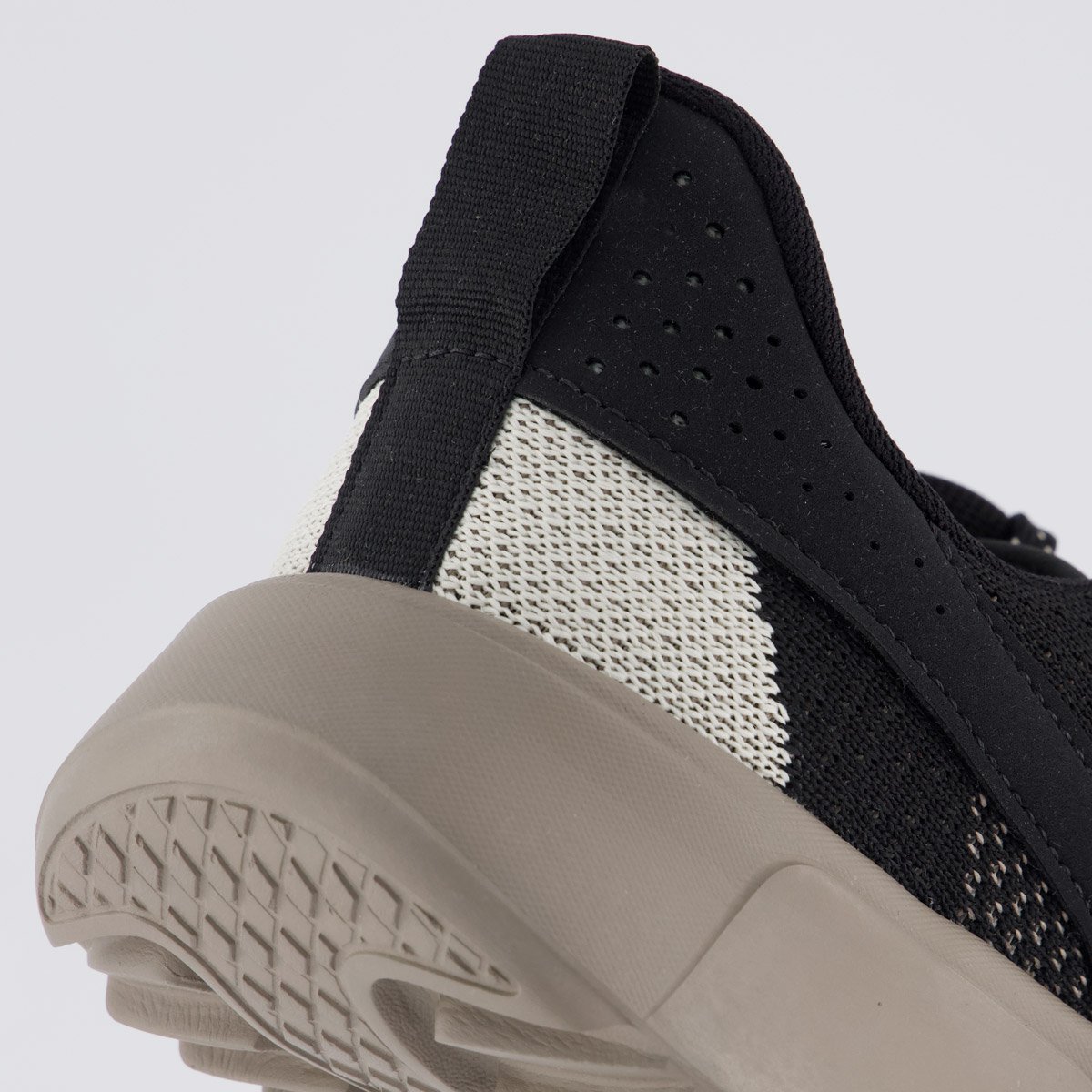 Tênis Fila Freestyle II Preto e Bege Preto 6