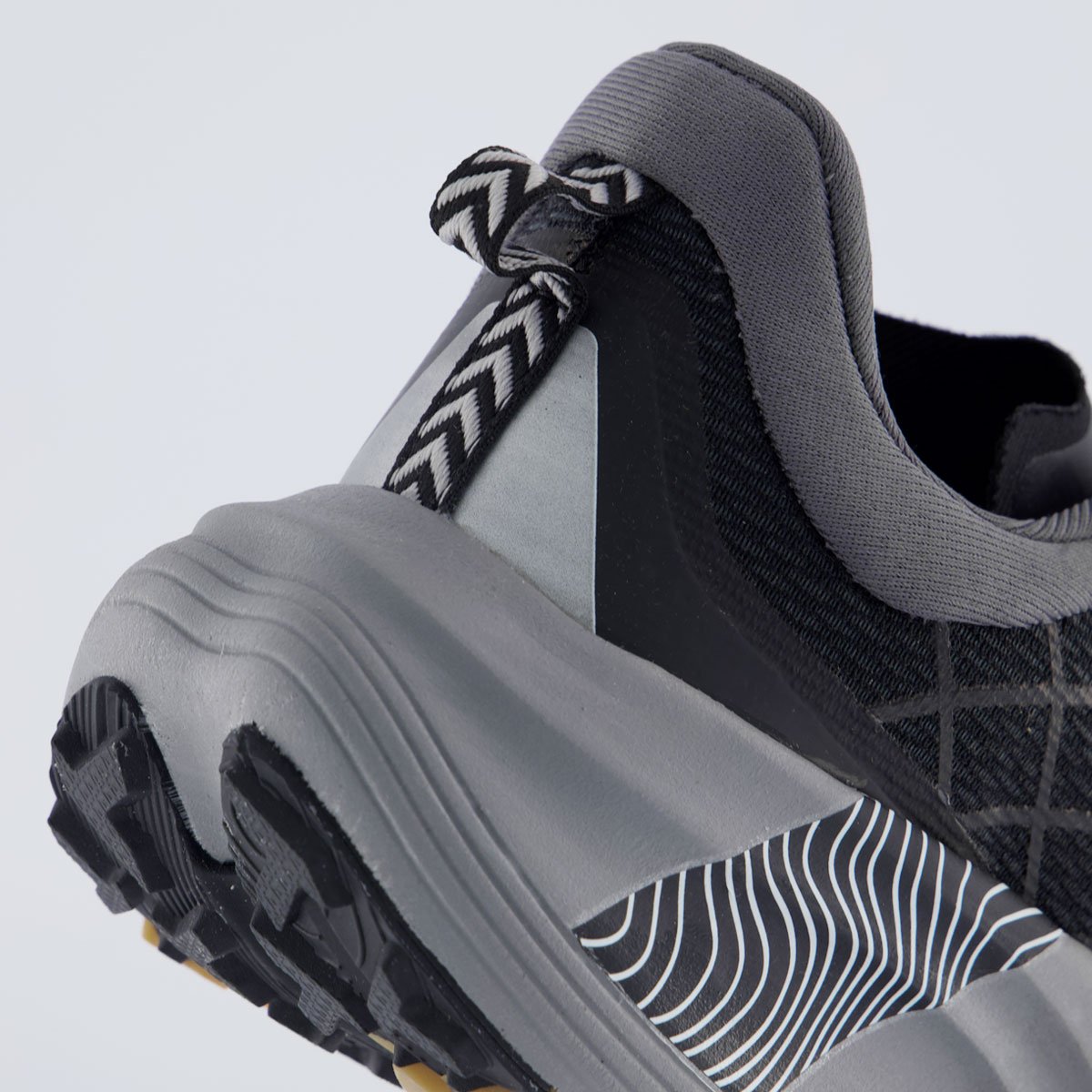 Tênis Fila Racer Skytrail Feminino Preto e Cinza Preto 6