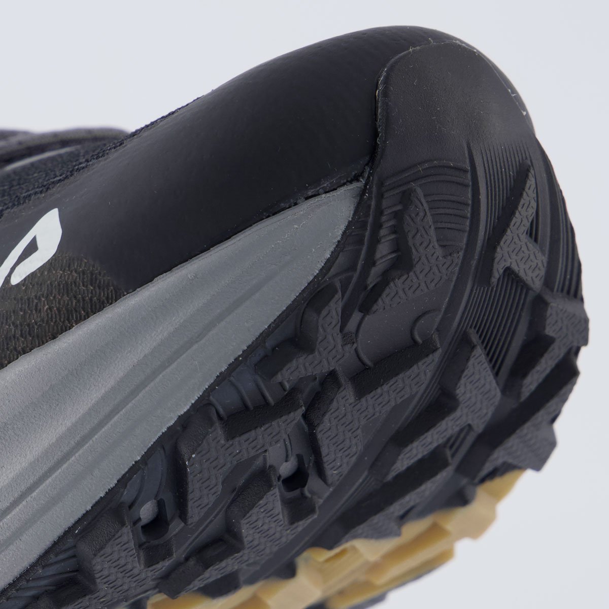 Tênis Fila Racer Skytrail Feminino Preto e Cinza Preto 8