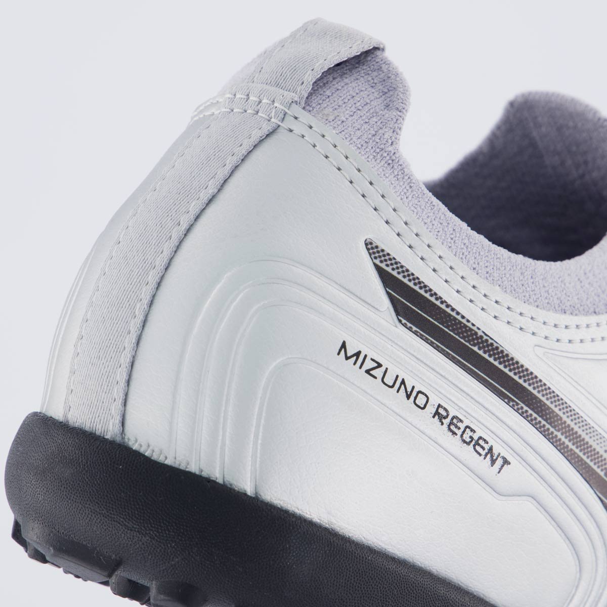 Chuteira Mizuno Regente AS Society Prata Prata 6