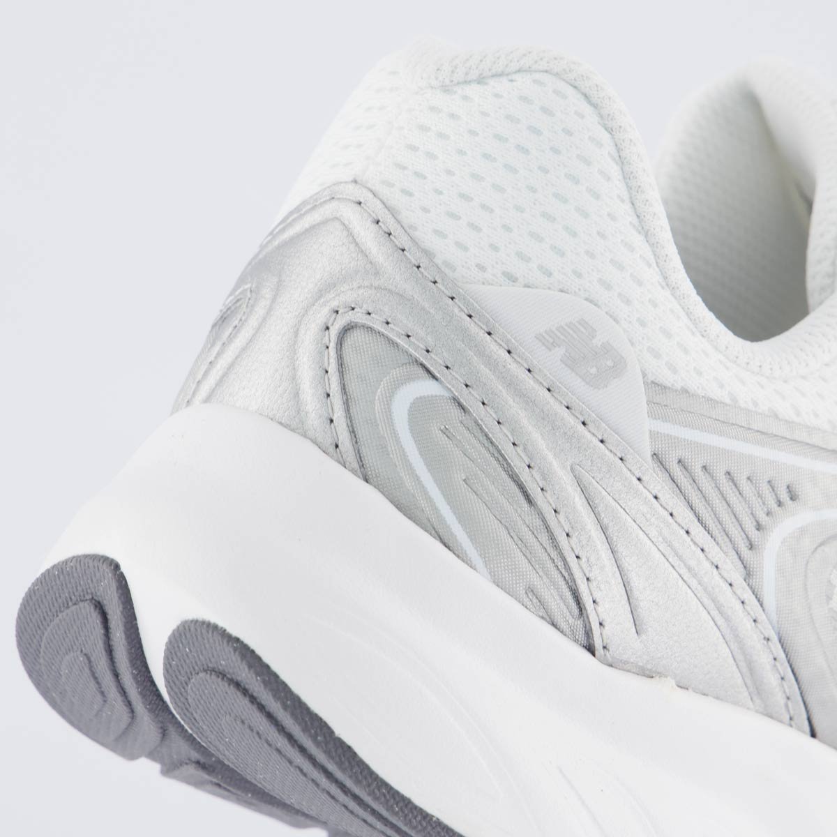 Tênis New Balance Amaste Feminino Cinza e Prata Cinza/Prata 6