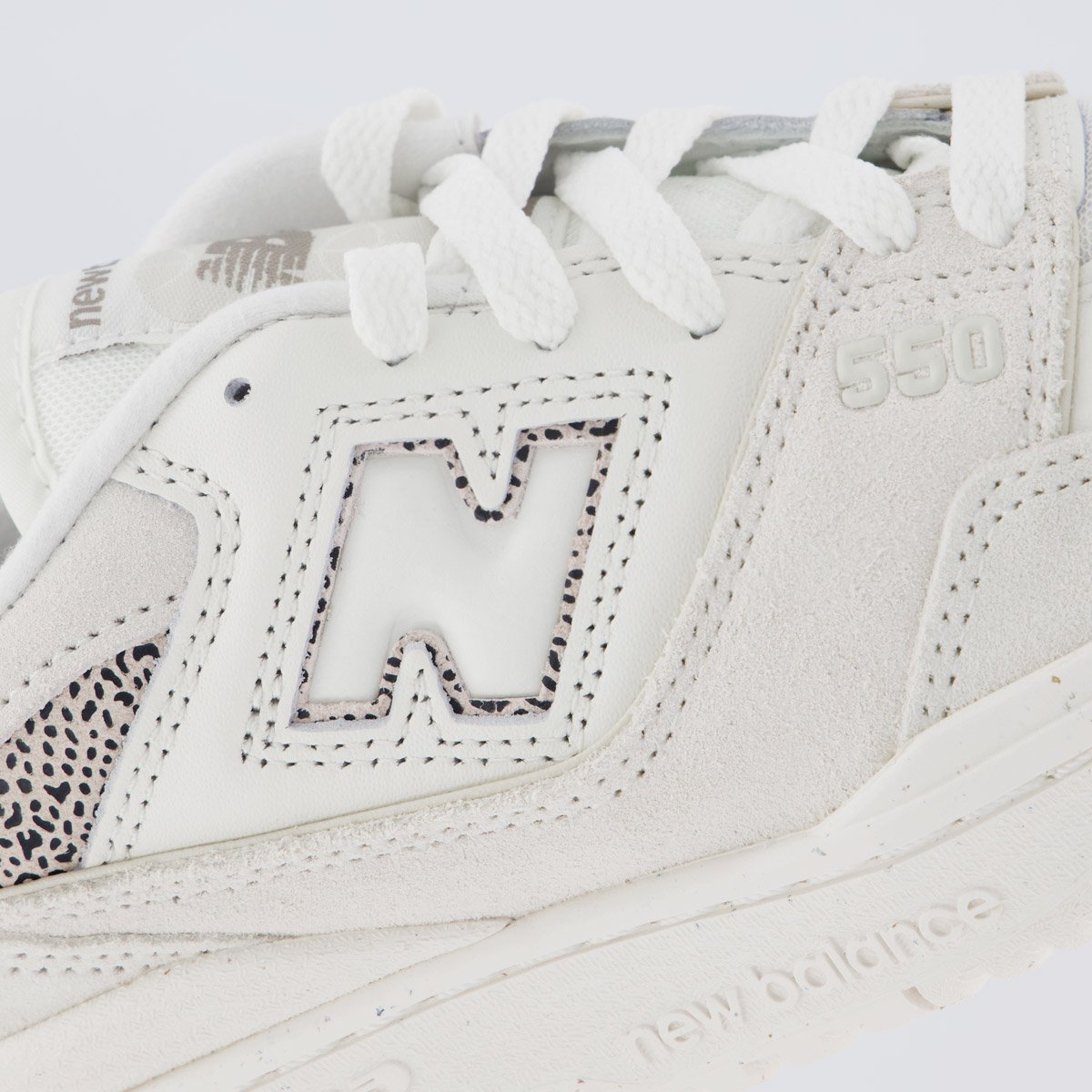 Tênis New Balance 550 Feminino Cinza Claro Cinza 7