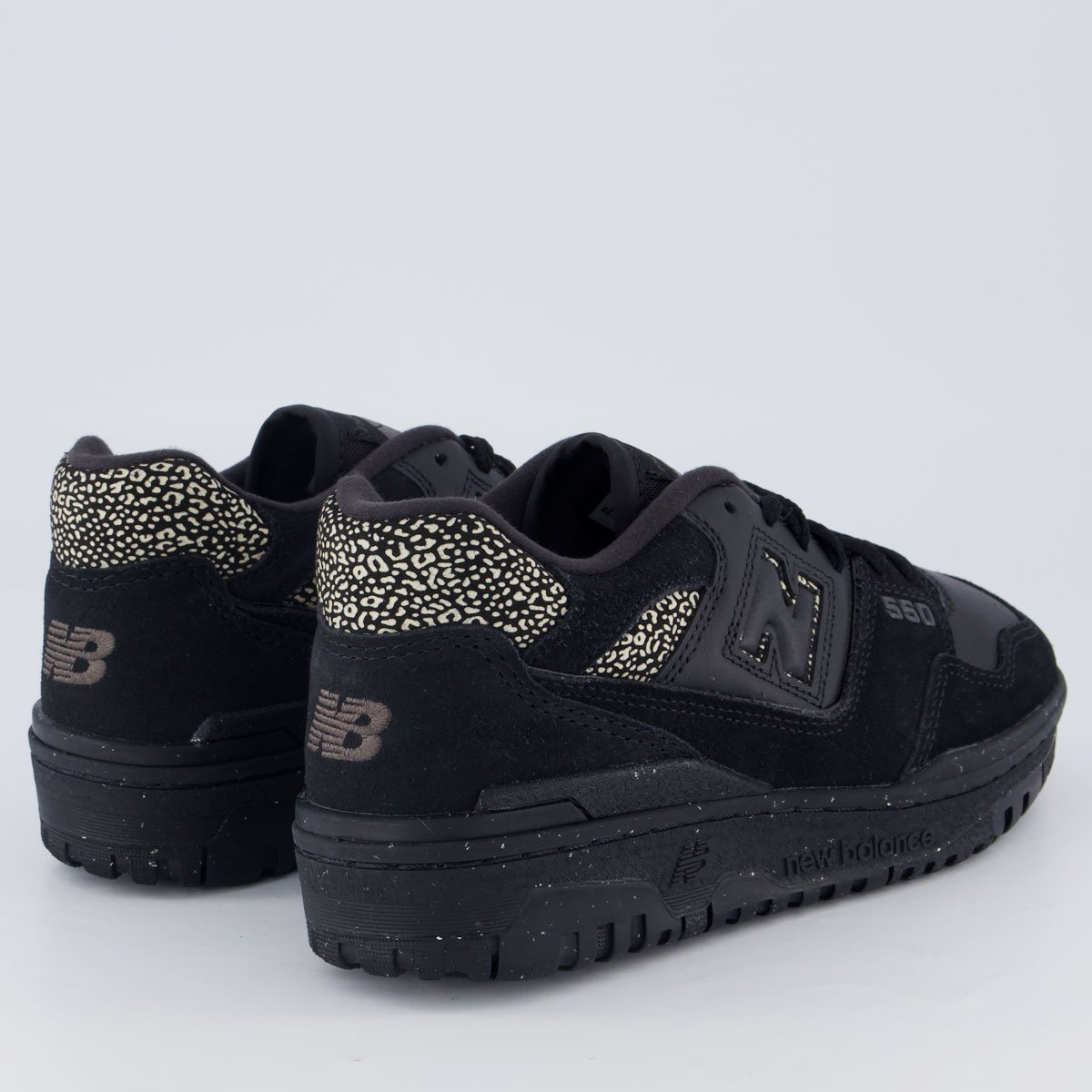 Tênis New Balance 550 Feminino Preto Preto