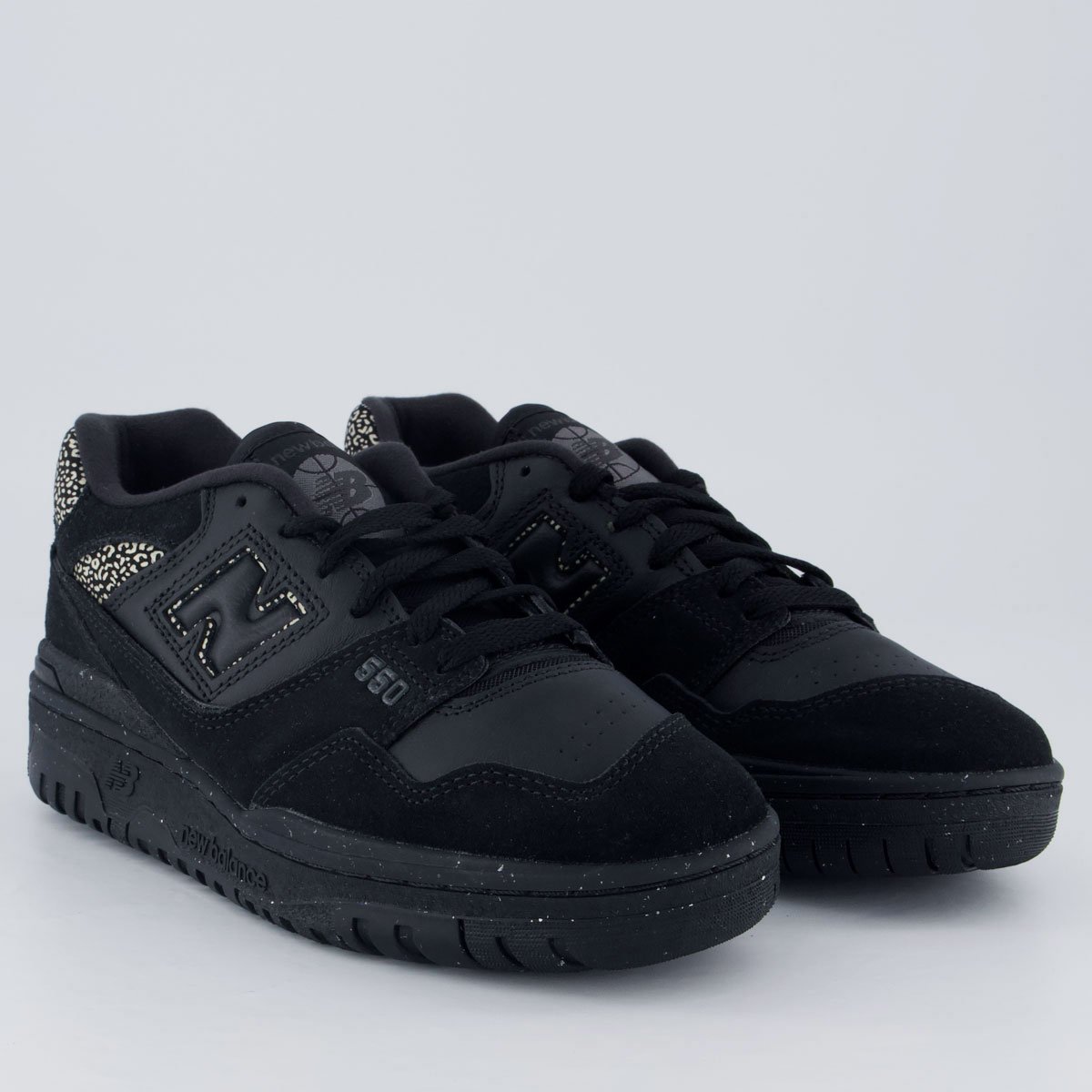 Tênis New Balance 550 Feminino Preto Preto 2