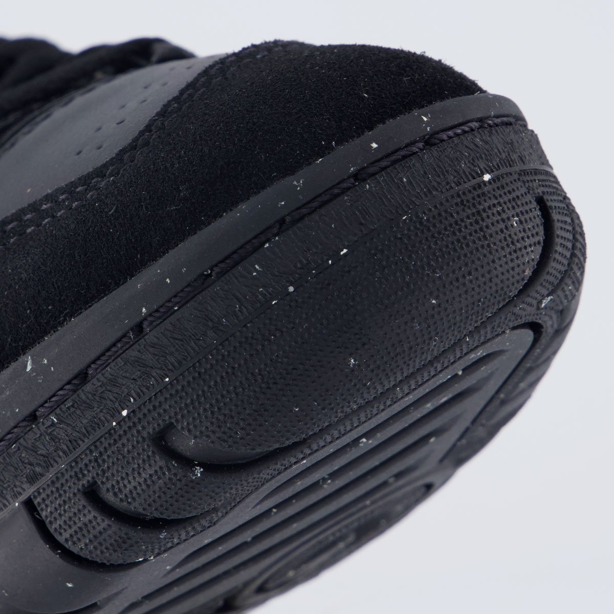 Tênis New Balance 550 Feminino Preto Preto 8