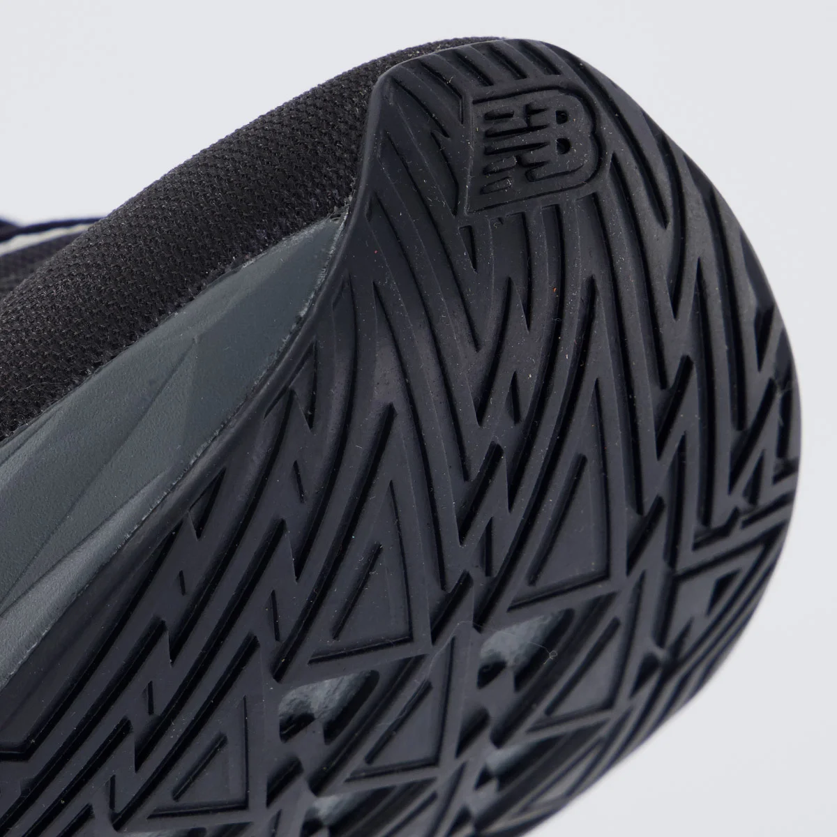 Tênis New Balance Fuelcell Rebel V5 Feminino Cinza e Preto Preto 8