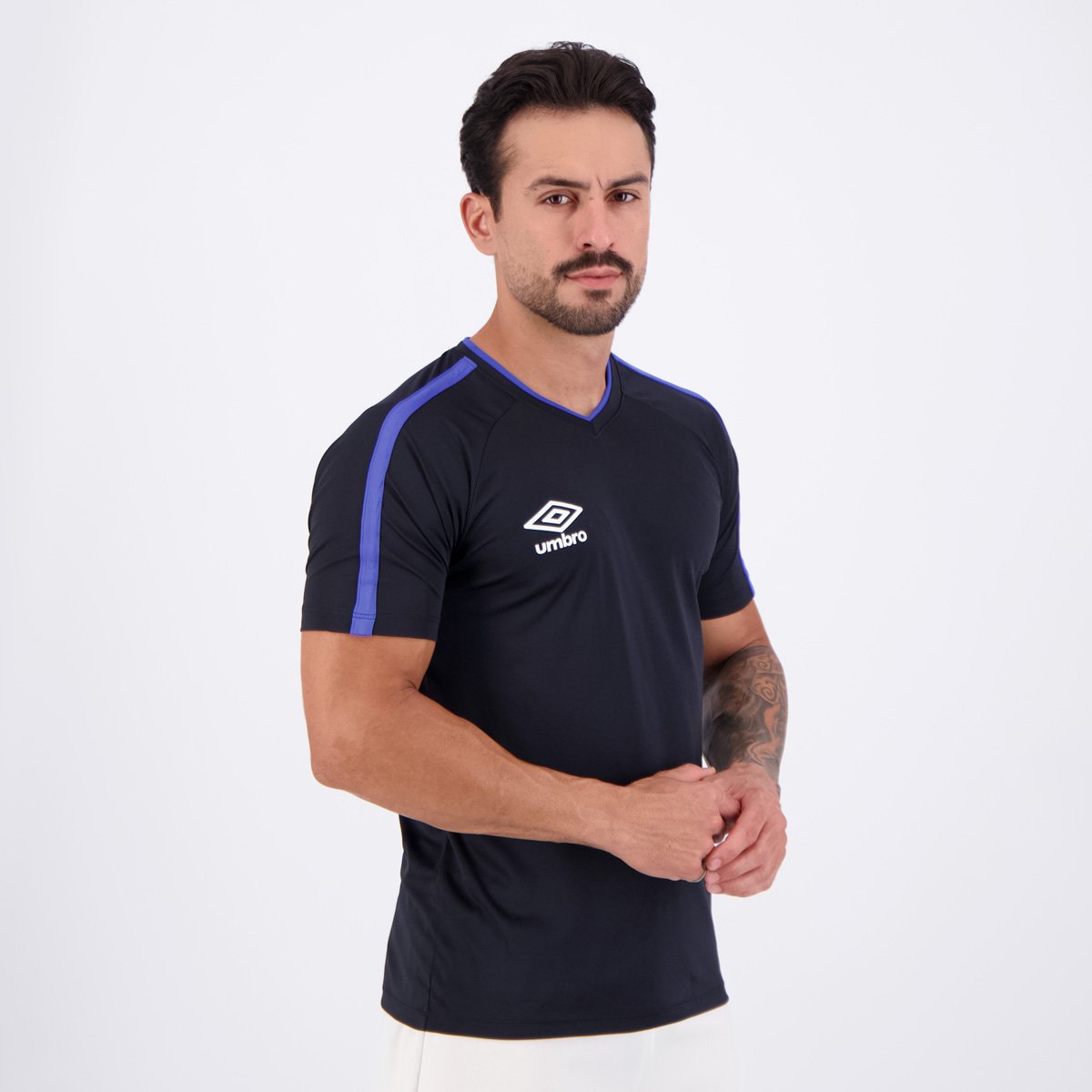 Camiseta Umbro Legacy Field Preta Preto 2