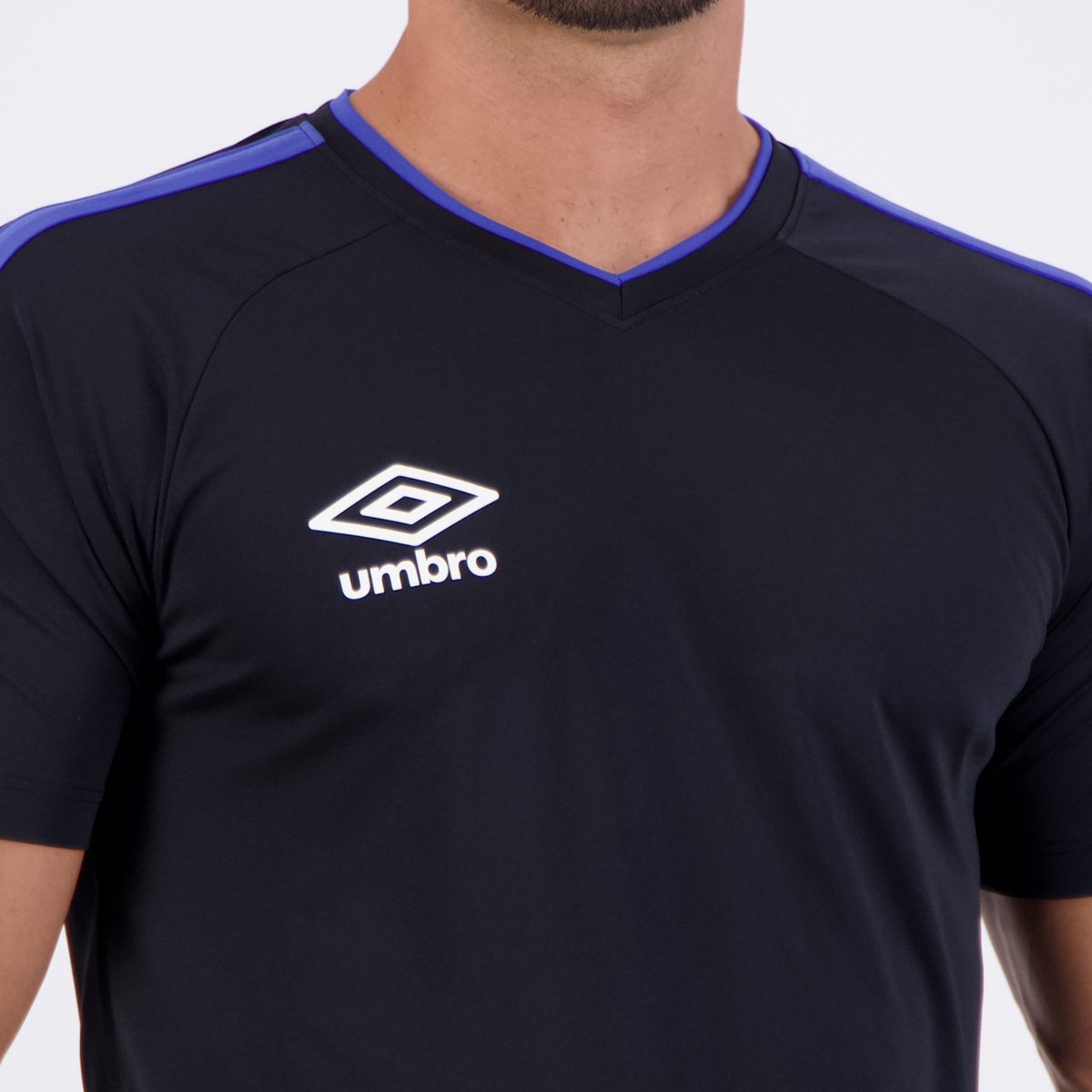 Camiseta Umbro Legacy Field Preta Preto 5