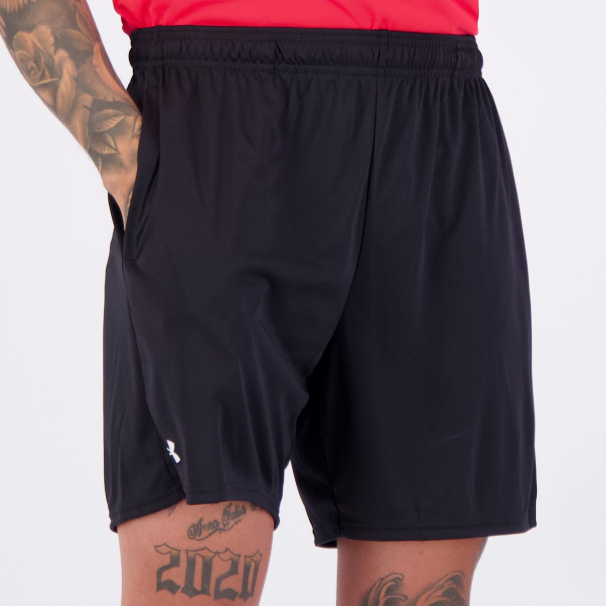Shorts Under Armour Tech 7 Preto Preto 2