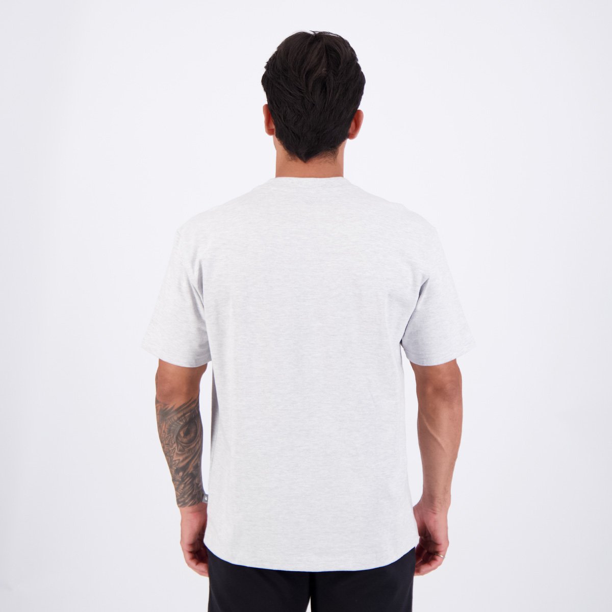 Camisa New Balance Athletics Relaxed Premium Chest Cinza Cinza 4