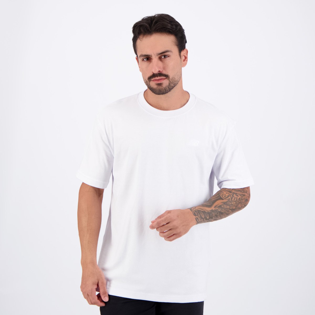 Camisa New Balance Small Logo Branca