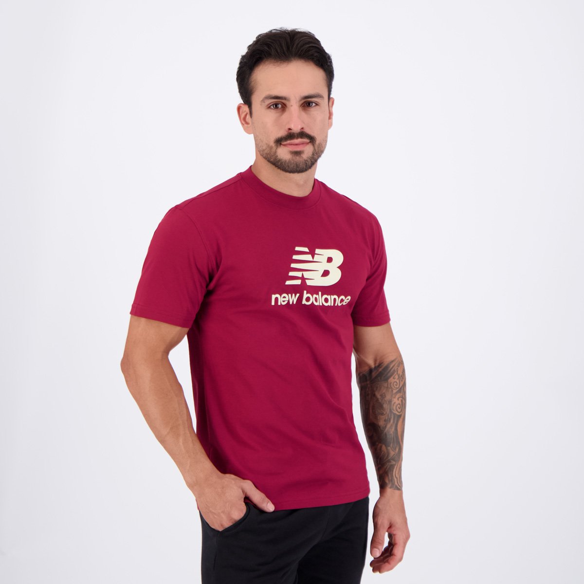 Camisa New Balance Essentials Vinho Vinho 2