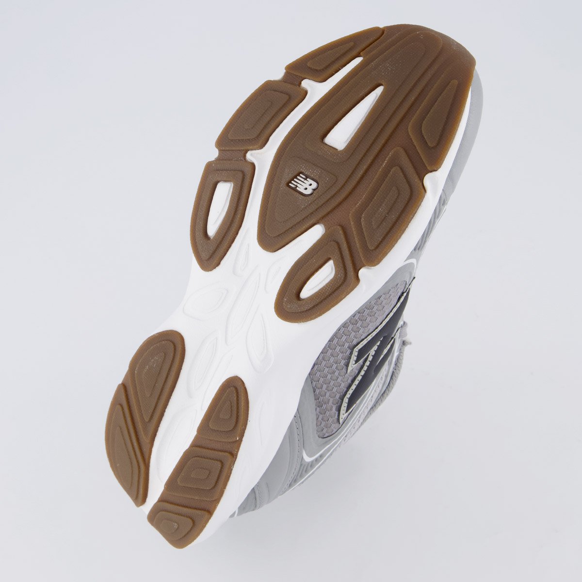 Tênis New Balance Amaste Cinza e Preto Cinza 5